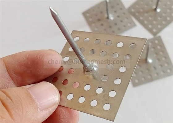 Крепление с изоляционным штифтом калибра 12 с перфорированной основой