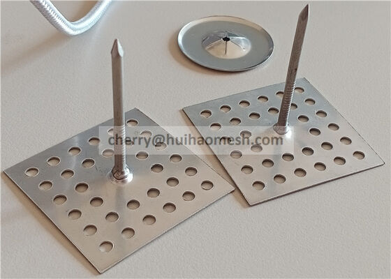 Нержавеющая сталь пефорировала штыри изоляции используемые для того чтобы исправить доска стеклоткани или минеральных шерстей
