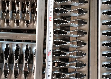Стенка из оцинкованной стали для архитектурных металлических сеток для решетки Grtp Strut