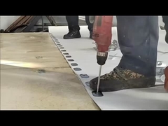 Плиты с швом ТПО, используемые для легкой установки однослойных крыш ТПО